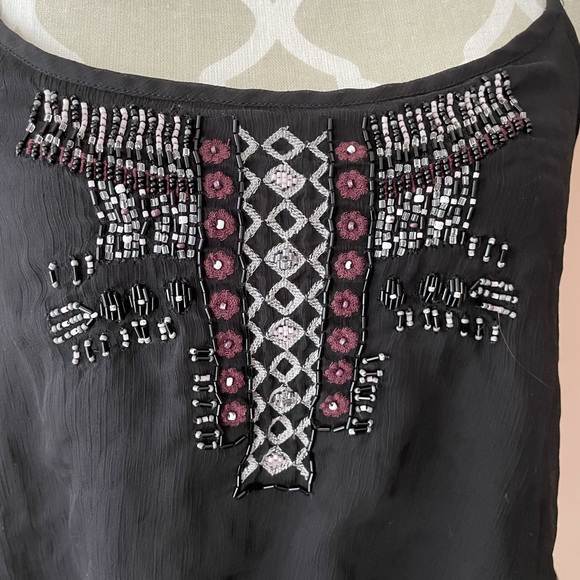 Crop American Eagle black beaded neck detail - Picture 3 of 6